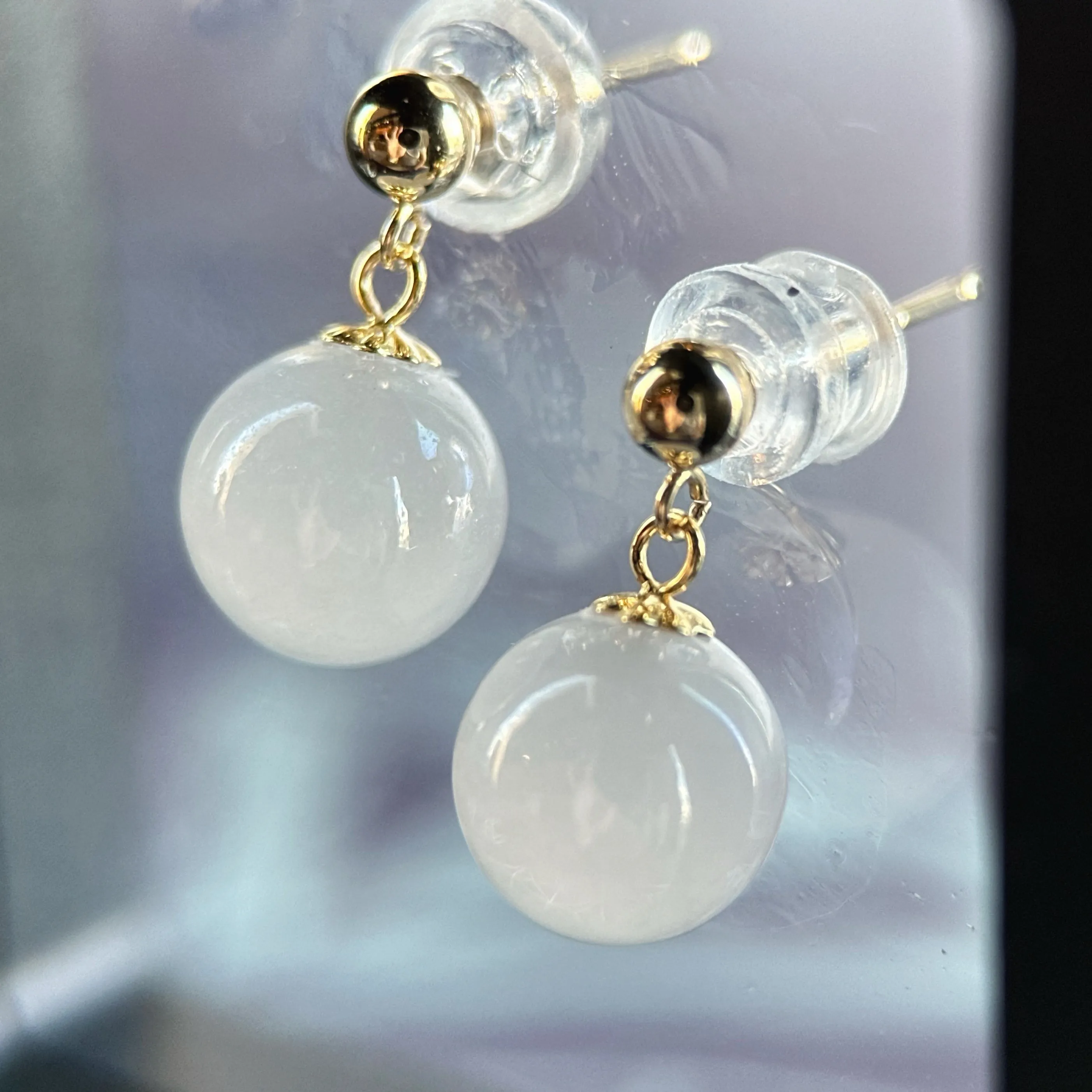 102288 Icy Lotus Pink Jade Bead Earring with 18K Yellow Gold