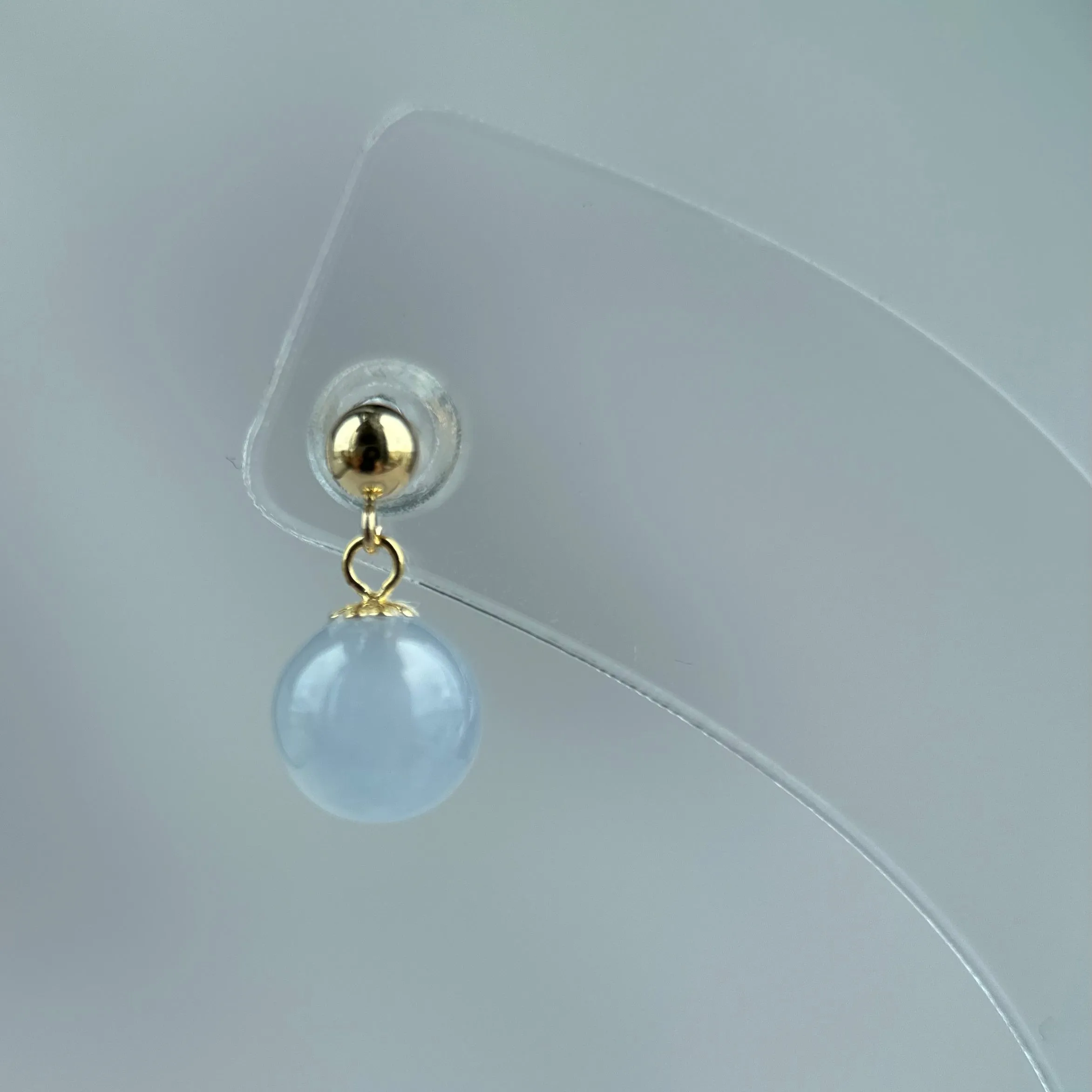 102588 Icy Lavender Purple Jade Bead Earring with 18K Yellow Gold