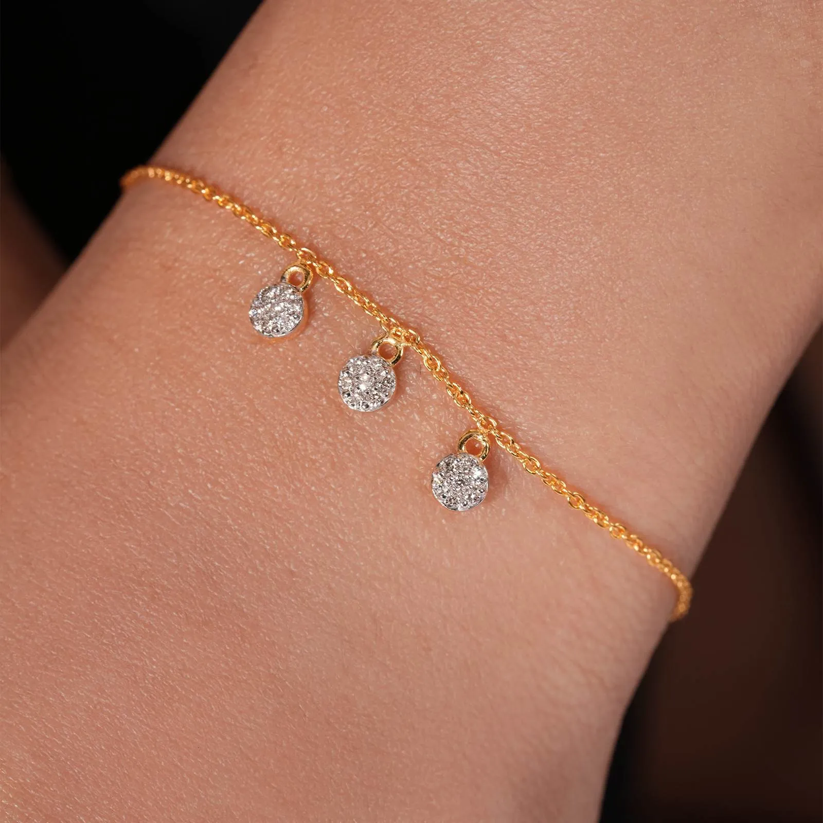 18k Round Charms Diamond Bracelet