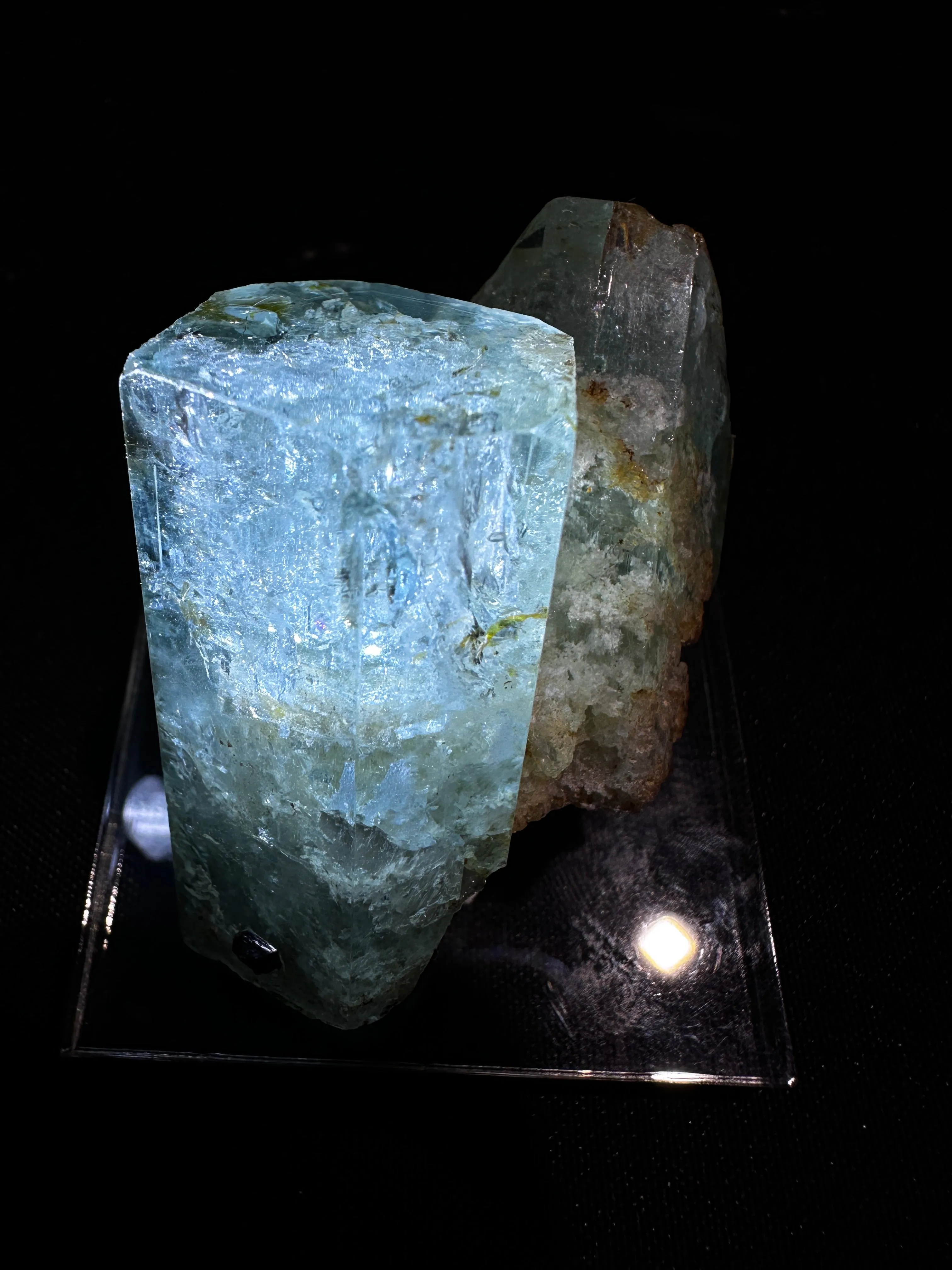 AQUAMARINE SPECIMEN 88g WITH BLACK TOURMALINE FROM ERONGO MOUNTAIN, ERONGO REGION, NAMIBIA, ERONGO AQUAMARINE CRYSTAL, CRYSTAL HEALING