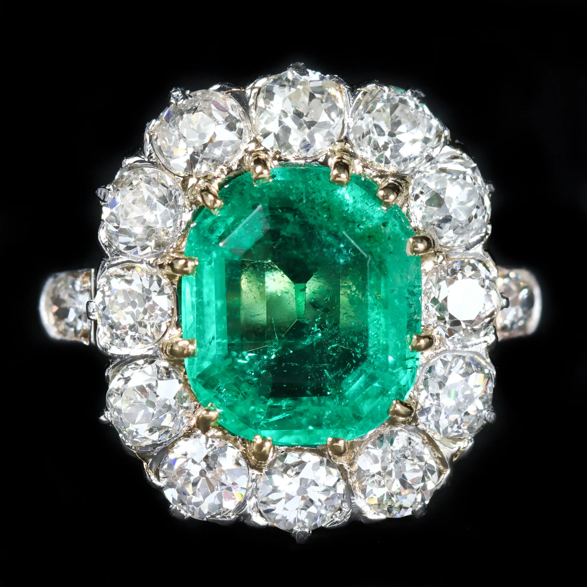 French Edwardian 3.67 Carat Colombian Emerald and Diamond Ring