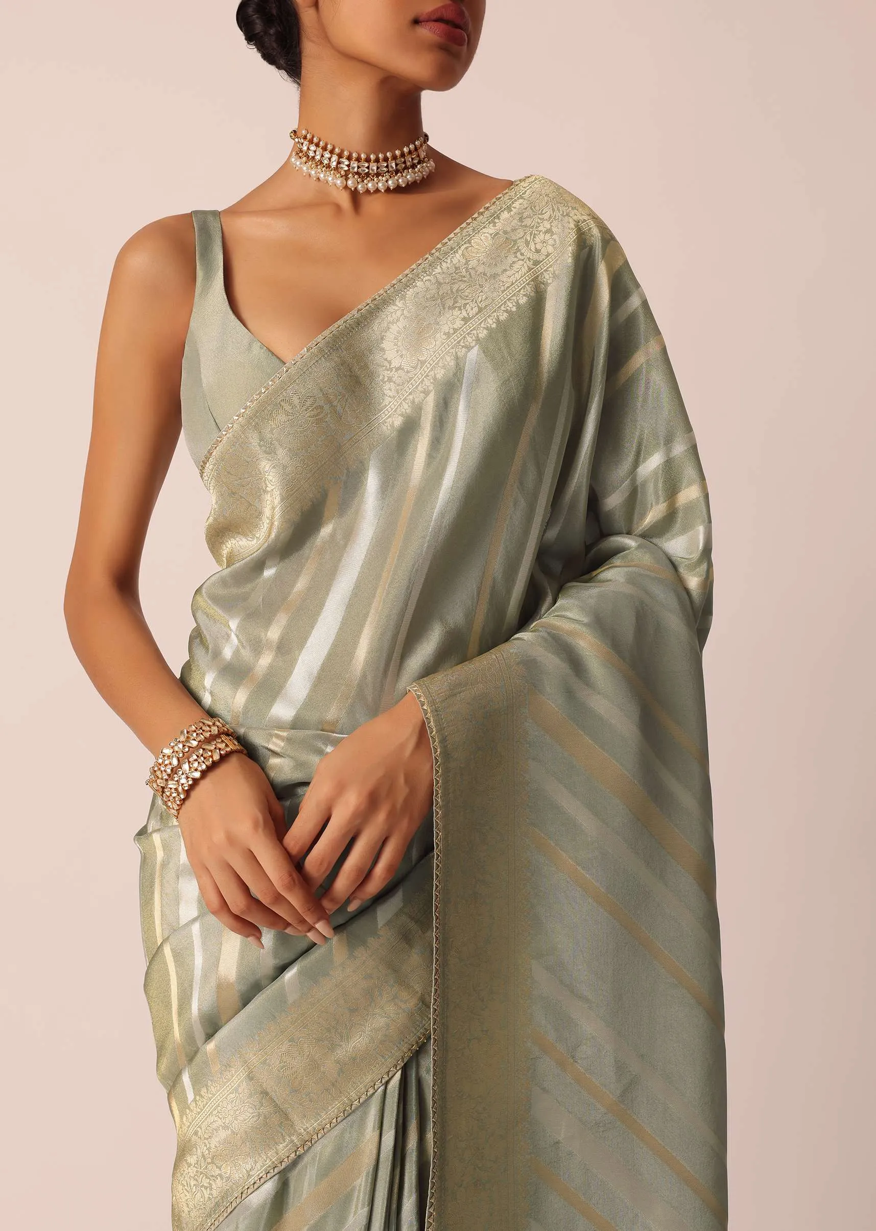 Green Saree In Silk With Diagonal Stripes Pattern And Unstitched Blouse Piece