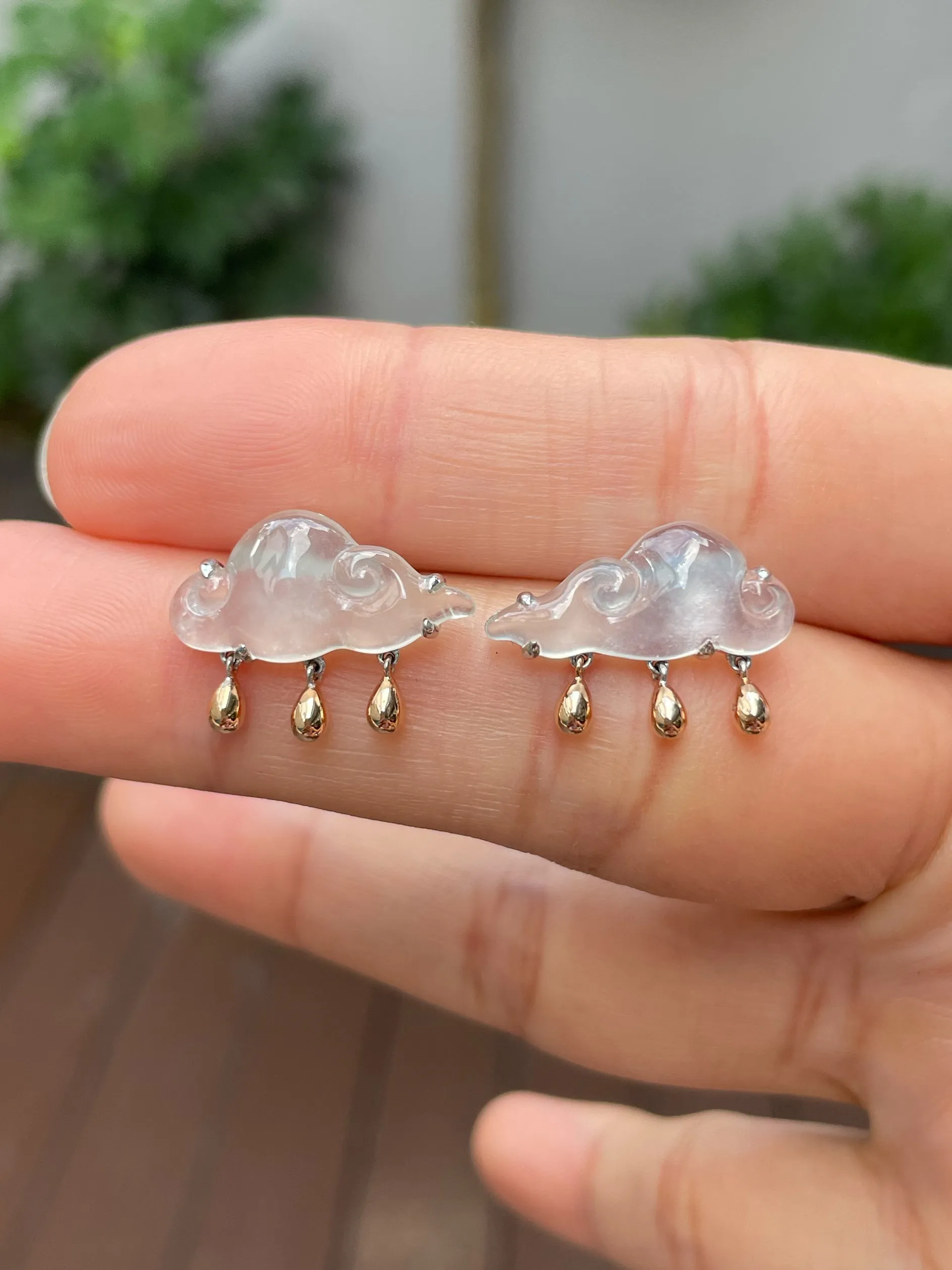 Icy Jade Clouds Earrings (NJE148)