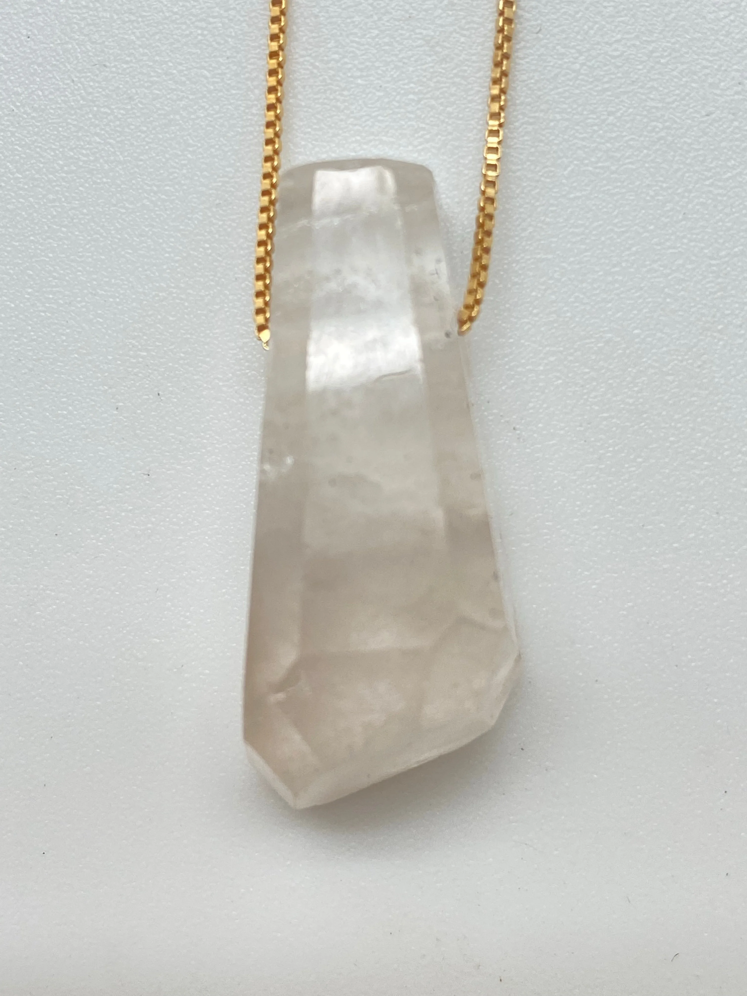N gemstone White Topaz